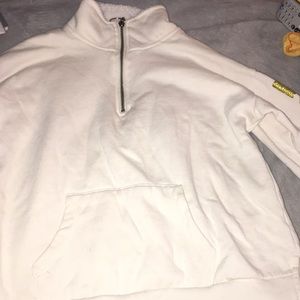 long sleeve sweatshirt with no hood